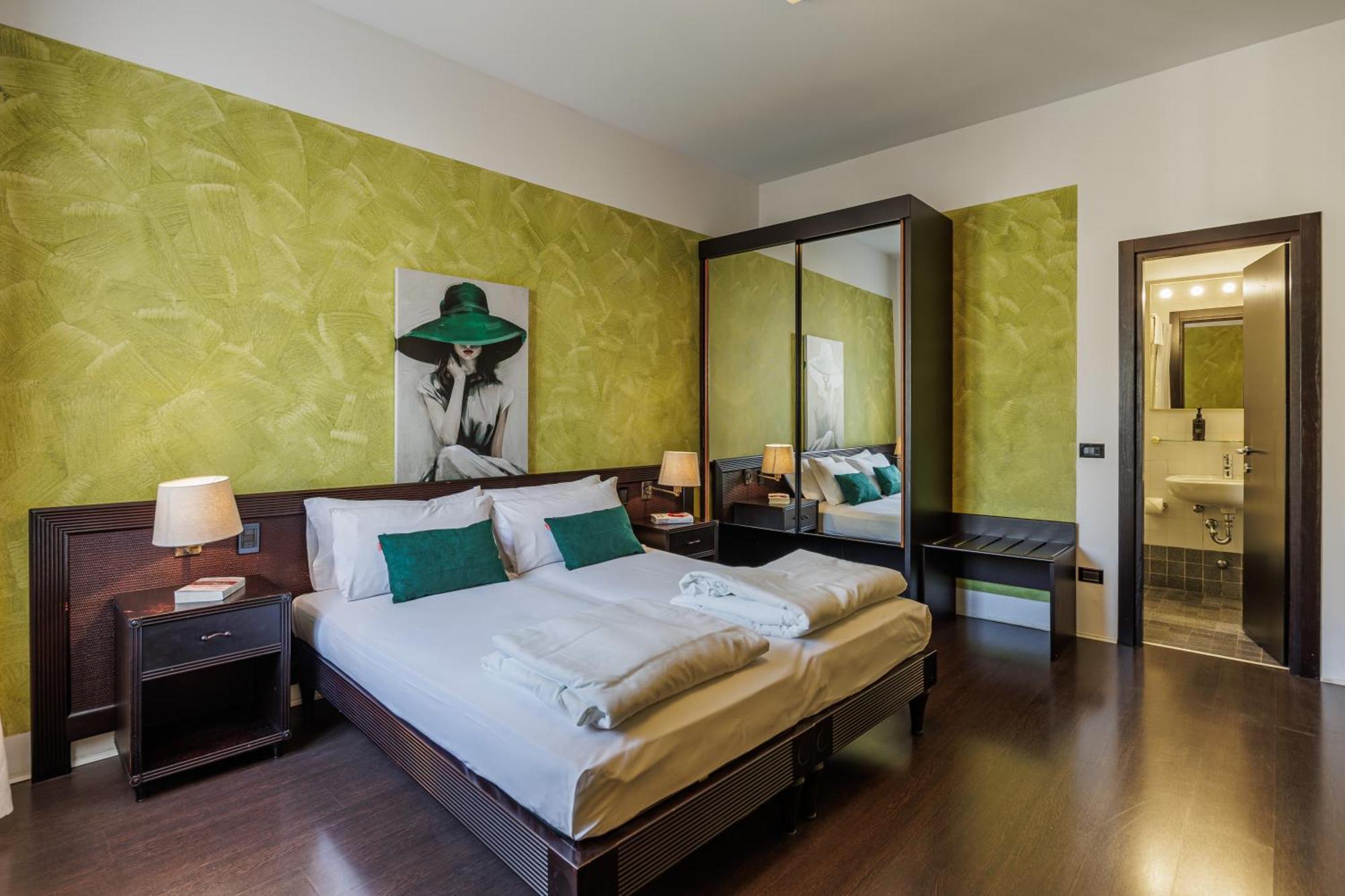 Hotel Alla Grotta Lazise Eksteriør bilde