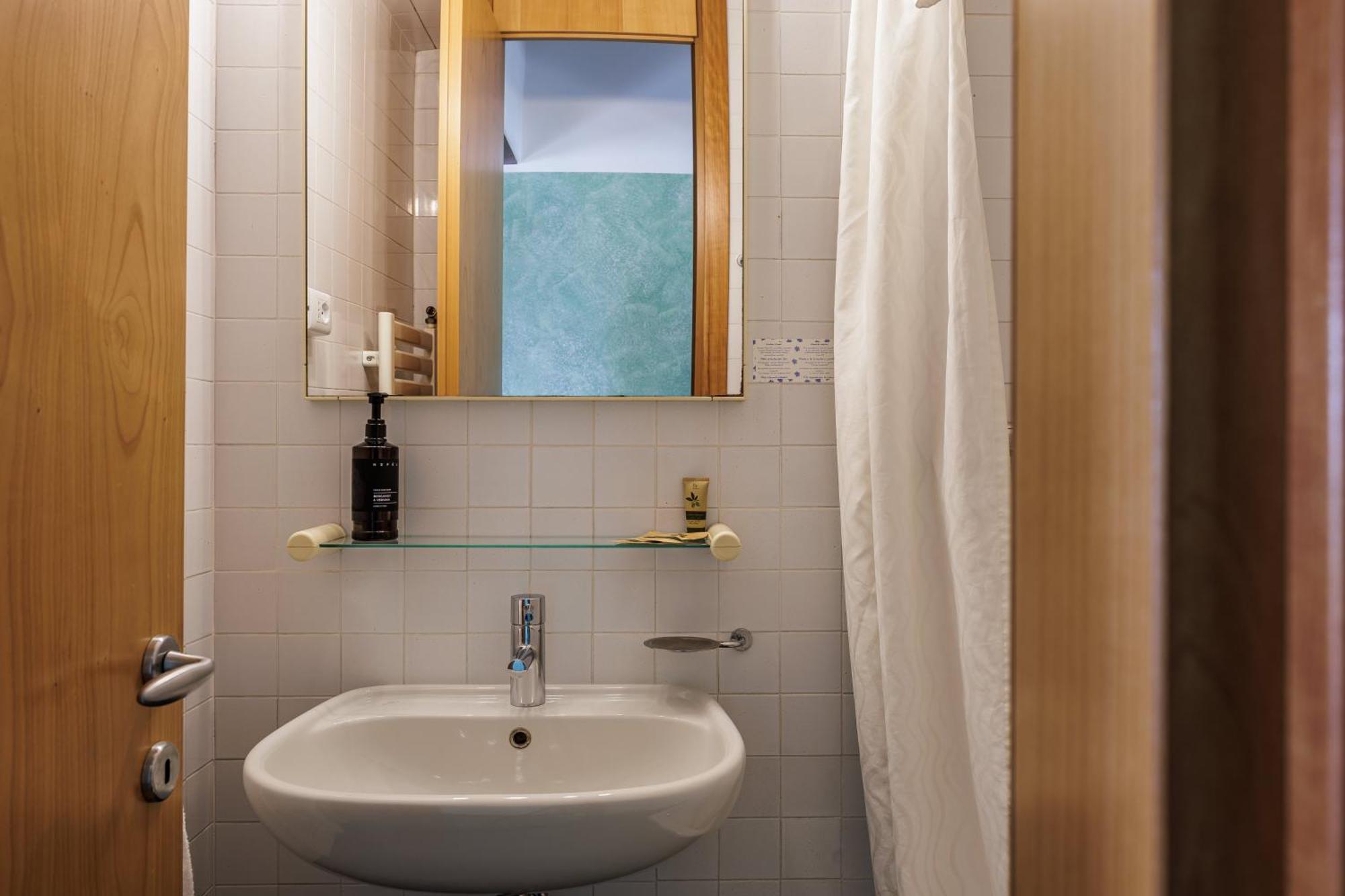 Hotel Alla Grotta Lazise Eksteriør bilde