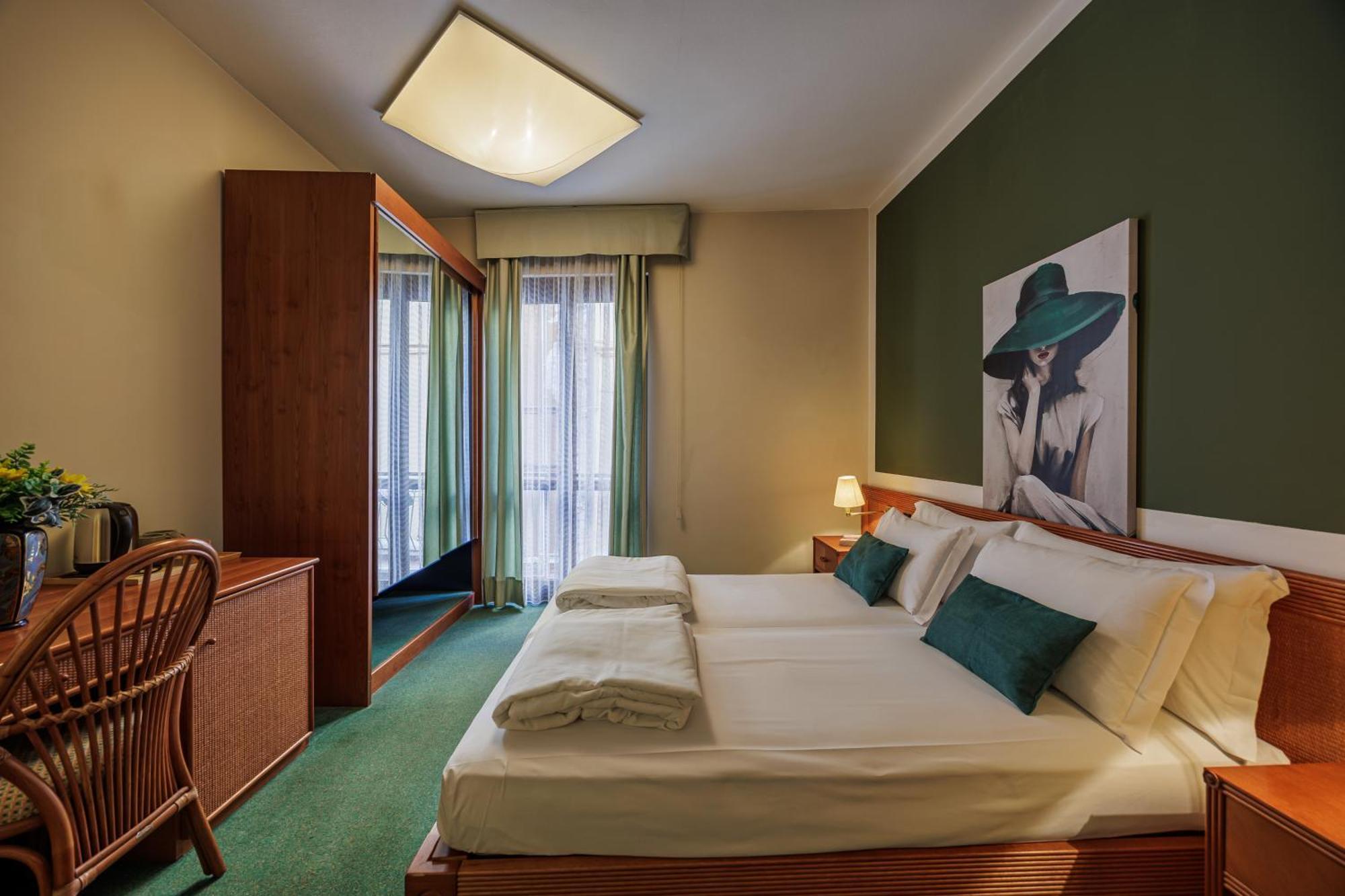 Hotel Alla Grotta Lazise Eksteriør bilde