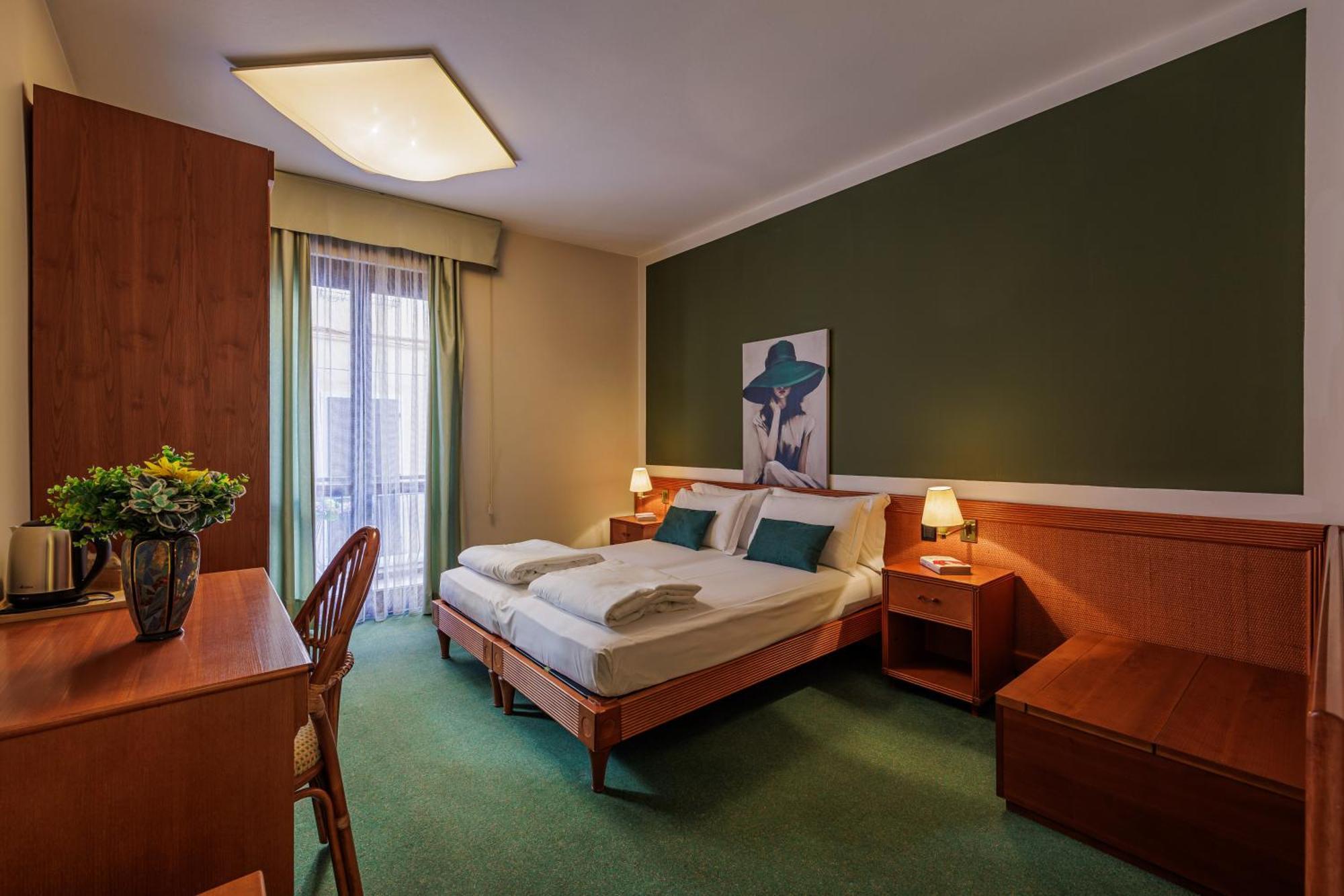 Hotel Alla Grotta Lazise Eksteriør bilde