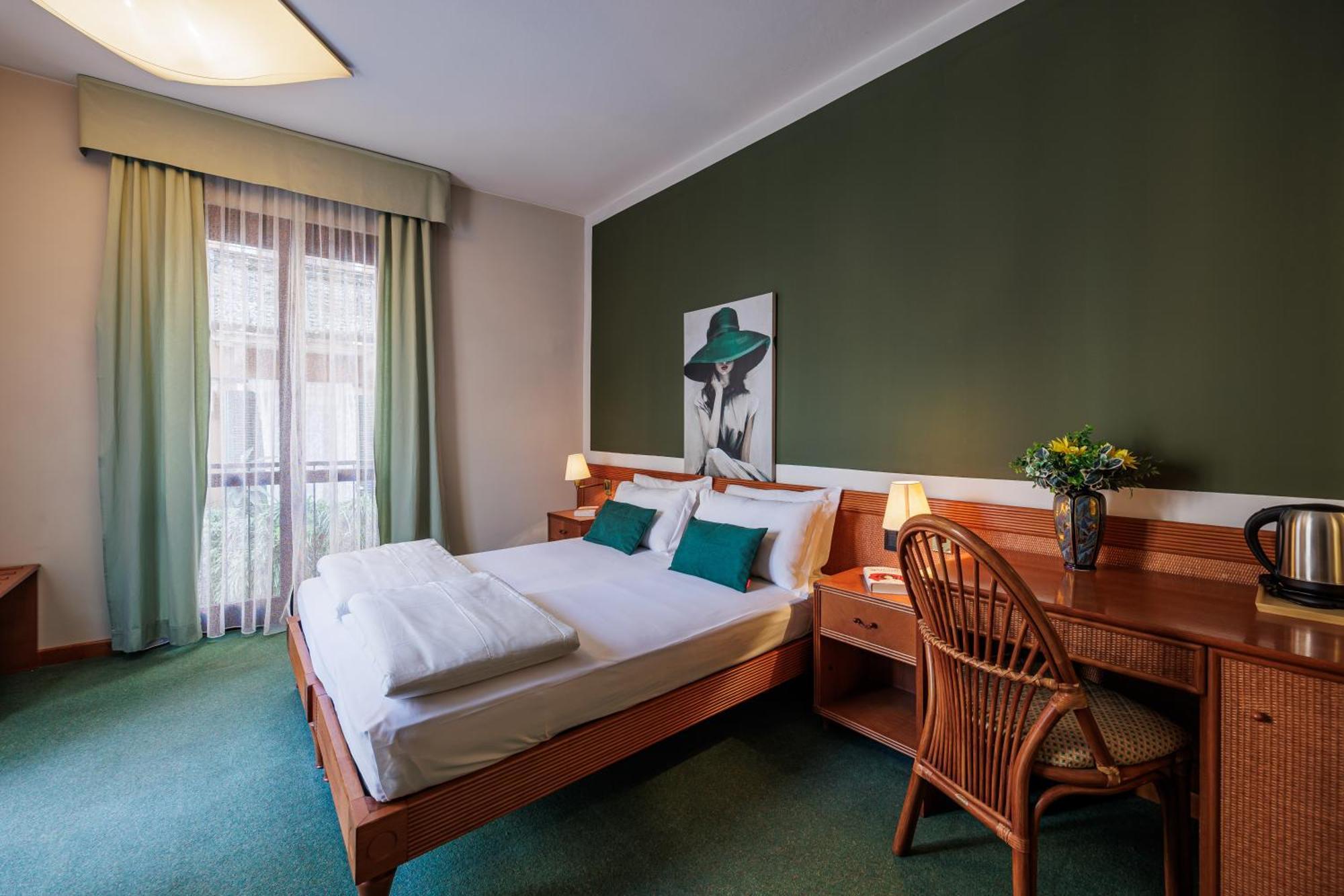 Hotel Alla Grotta Lazise Eksteriør bilde