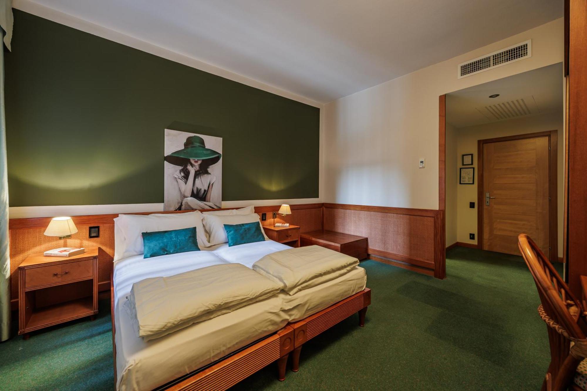 Hotel Alla Grotta Lazise Eksteriør bilde